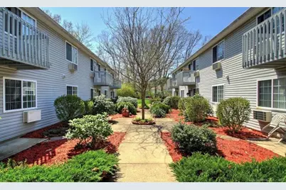 256 Peck Lane, Orange, CT 06477 - Photo 4