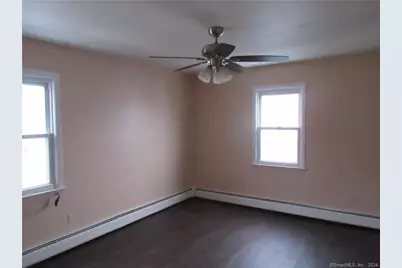 164 Cleveland Avenue #2nd, Bridgeport, CT 06606 - Photo 6