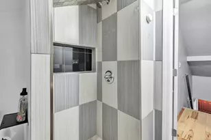 18 Vose St, Ansonia, CT 06401 - Photo 30