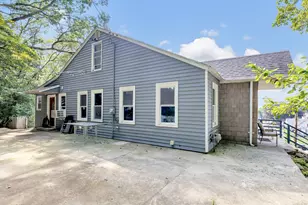 18 Vose St, Ansonia, CT 06401 - Photo 4