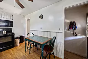 16 Bruce Ln, Meriden, CT 06451 - Photo 6