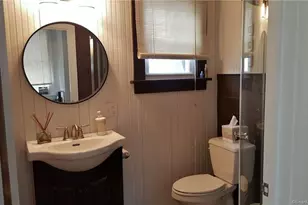 422 Maple Ave, Old Saybrook, CT 06475 - Photo 14