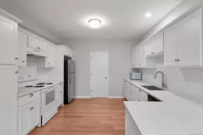 55 Cider Mill Lane #Cottage, Fairfield, CT 06824 - Photo 6