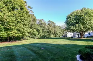 17 Olde Village Cir, Wallingford, CT 06492 - Photo 30