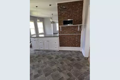 175 Wilson Street #2nd floor, Hartford, CT 06106 - Photo 4