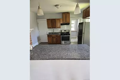 175 Wilson Street #2nd floor, Hartford, CT 06106 - Photo 6