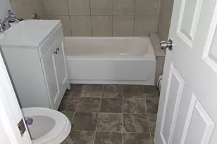 175 Wilson St, Hartford, CT 06106 - Photo 10