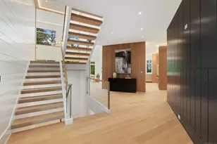 25 Dialstone Ln, Greenwich, CT 06878 - Photo 2