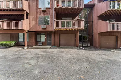 1 Fairfield Avenue #C4, Danbury, CT 06810 - Photo 4