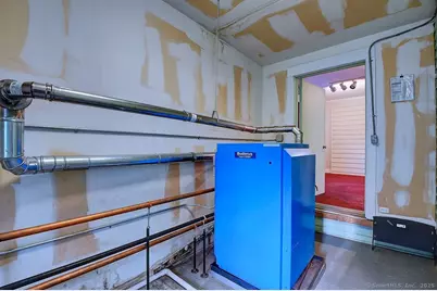 201 Meadow Street, Naugatuck, CT 06770 - Photo 32