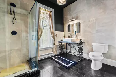 14 Wethersfield Avenue, Hartford, CT 06114 - Photo 26