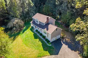 27 Pole Bridge Rd, Newtown, CT 06482 - Photo 34