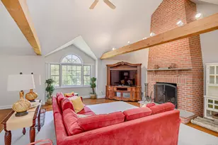 27 Pole Bridge Rd, Newtown, CT 06482 - Photo 16