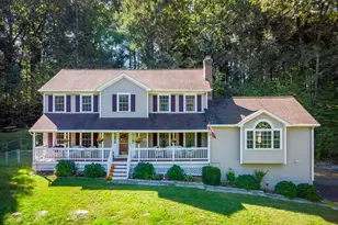 27 Pole Bridge Rd, Newtown, CT 06482 - Photo 2