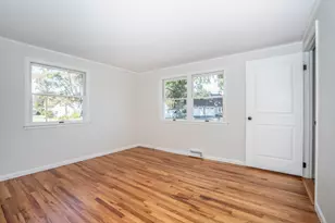 25 Fowler Dr, West Hartford, CT 06110 - Photo 6