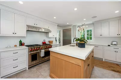 5 Mayflower Road, Darien, CT 06820 - Photo 10