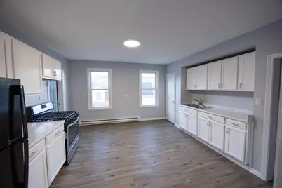 127 Lawlor Street #3rd floor, New Britain, CT 06051 - Photo 4