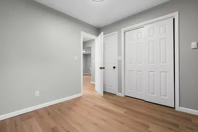 81 Melrose Drive, New Haven, CT 06513 - Photo 8