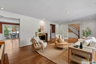 8 Berwyn Ln, West Hartford, CT 06107 - Photo 4