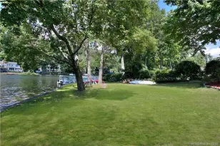 151 Sasapequan Rd, Fairfield, CT 06824 - Photo 22