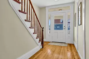 9 Brewer St, New London, CT 06320 - Photo 14