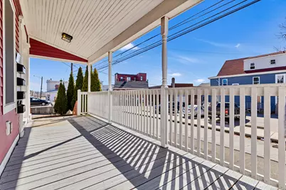 9 Brewer Street, New London, CT 06320 - Photo 2