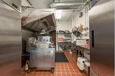 184 Franklin Avenue, Hartford, CT 06114 - Photo 16