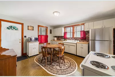 111 High Street, Derby, CT 06418 - Photo 10