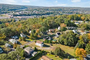 111 High St, Derby, CT 06418 - Photo 6