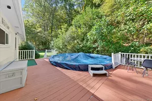 153 Short Woods Rd, New Fairfield, CT 06812 - Photo 32