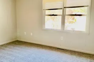 83 Oldefield Farms Rd, Enfield, CT 06082 - Photo 18