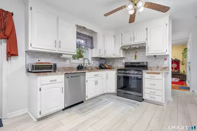 14 Lincoln Street, Farmington, CT 06085 - Photo 10