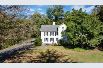 9 Long Hill Road, East Hampton, CT 06456 - Photo 2