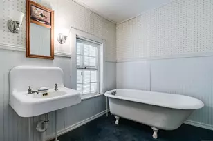 9 Long Hill Rd, East Hampton, CT 06456 - Photo 36