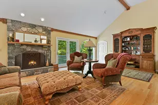 15 Misty Brook Ln, New Fairfield, CT 06812 - Photo 4