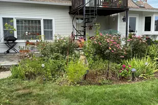 18 Little Point St, Essex, CT 06426 - Photo 34