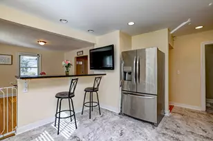 32 Roberts St, Seymour, CT 06483 - Photo 16