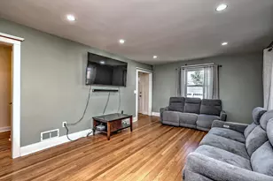 32 Roberts St, Seymour, CT 06483 - Photo 14