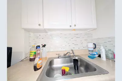 200 Harral Avenue, Bridgeport, CT 06604 - Photo 28