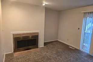 30 Glenview Dr, Cromwell, CT 06416 - Photo 2