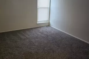 30 Glenview Dr, Cromwell, CT 06416 - Photo 18