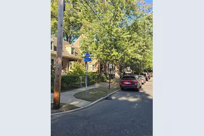 21 Little Street, Bridgeport, CT 06604 - Photo 2