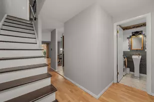 263 Williamstown Ct, Newington, CT 06111 - Photo 2