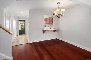 19 Woodway Rd, Stamford, CT 06907 - Photo 10