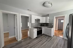 679 Shelton St, Bridgeport, CT 06608 - Photo 8