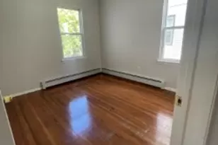 263 Martin St, Hartford, CT 06120 - Photo 4