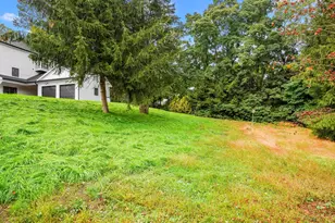 419 Valley Rd, Fairfield, CT 06825 - Photo 34