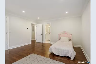 419 Valley Road, Fairfield, CT 06825 - Photo 22