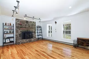 124 Auncient Oak Rd, Bethlehem, CT 06751 - Photo 6