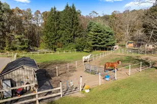 92 Minortown Rd, Woodbury, CT 06798 - Photo 6